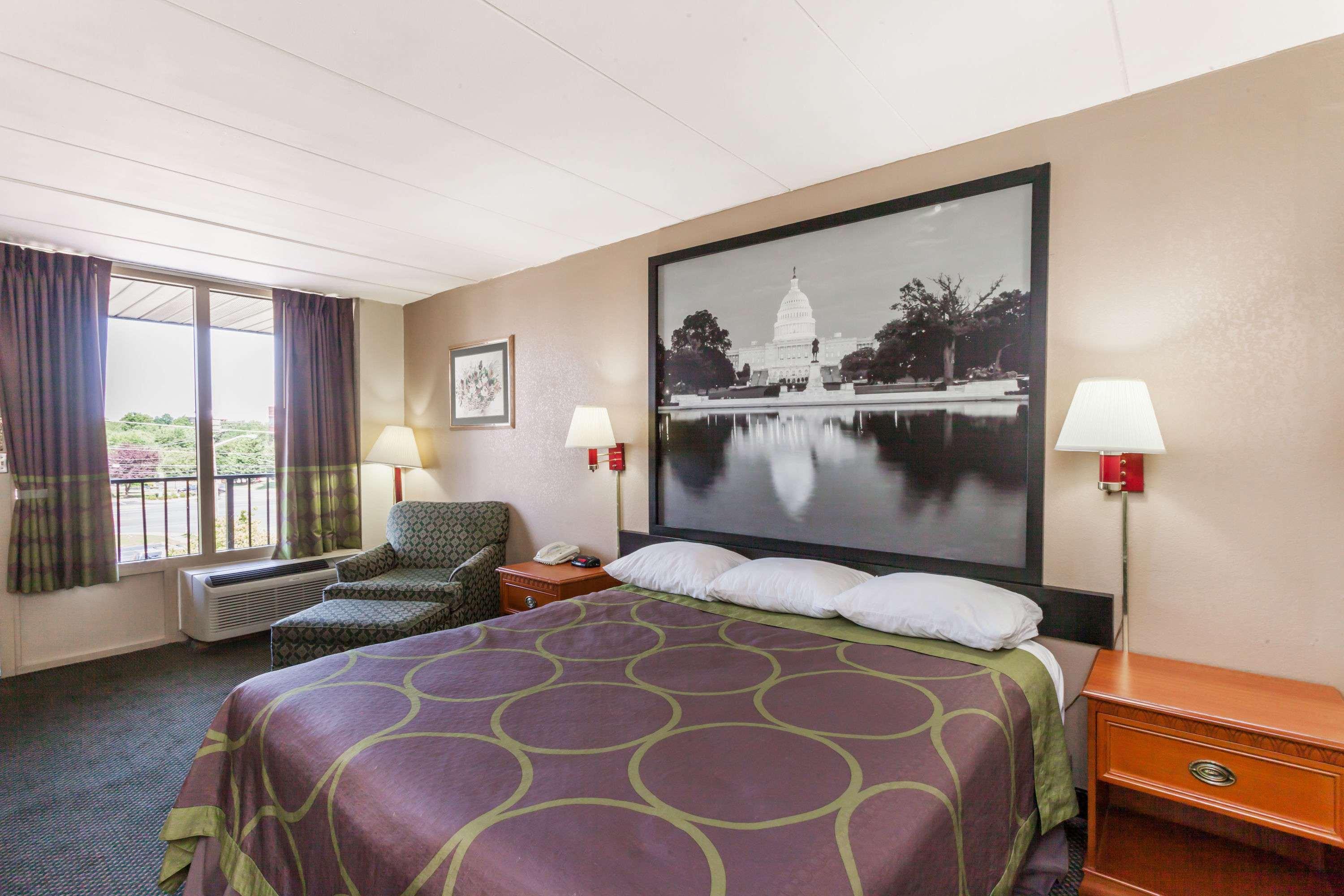 Super 8 By Wyndham * Manassas