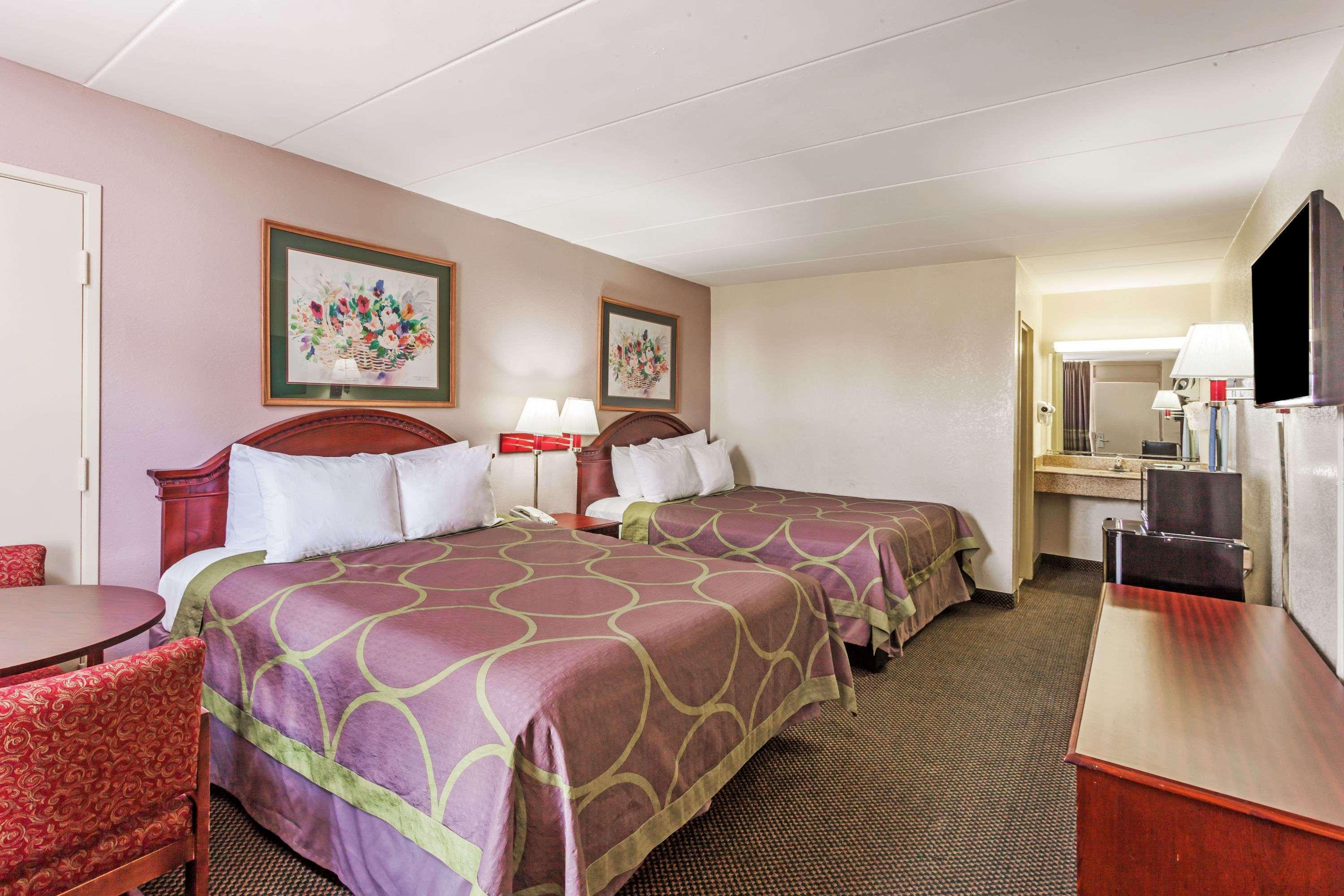 Super 8 By Wyndham *